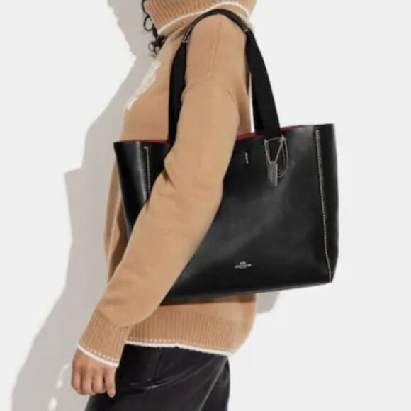 COACH Derby Tote Bag in Pebble Leather - Picture 12 of 12